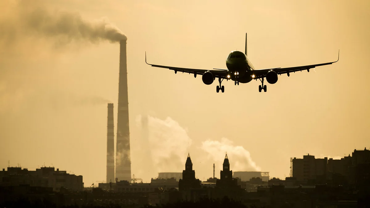 Plane makes emergency landing at Omsk airport