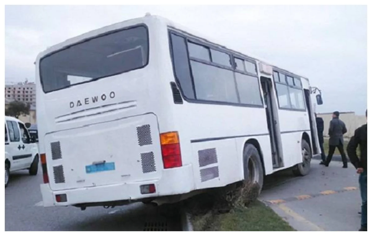 Three buses collide, injuring one
