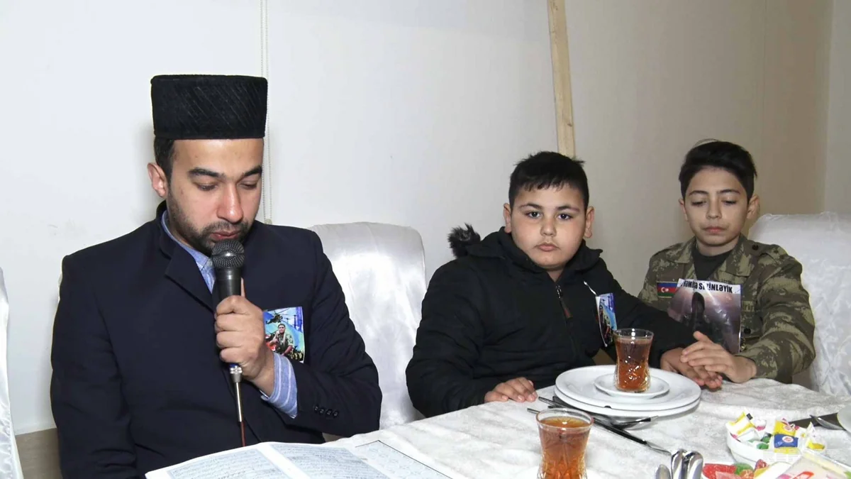 Mən atamı çox istəyirəm - şəhidin mərasimindən - REPORTAJ