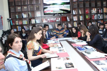 Leyla Əliyevanın şeiri Çin dilində səsləndirilib