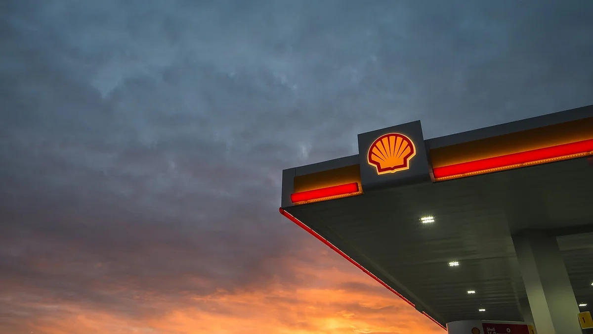 “Shell”in mənfəəti son 20 ilin minimumunu yeniləyib