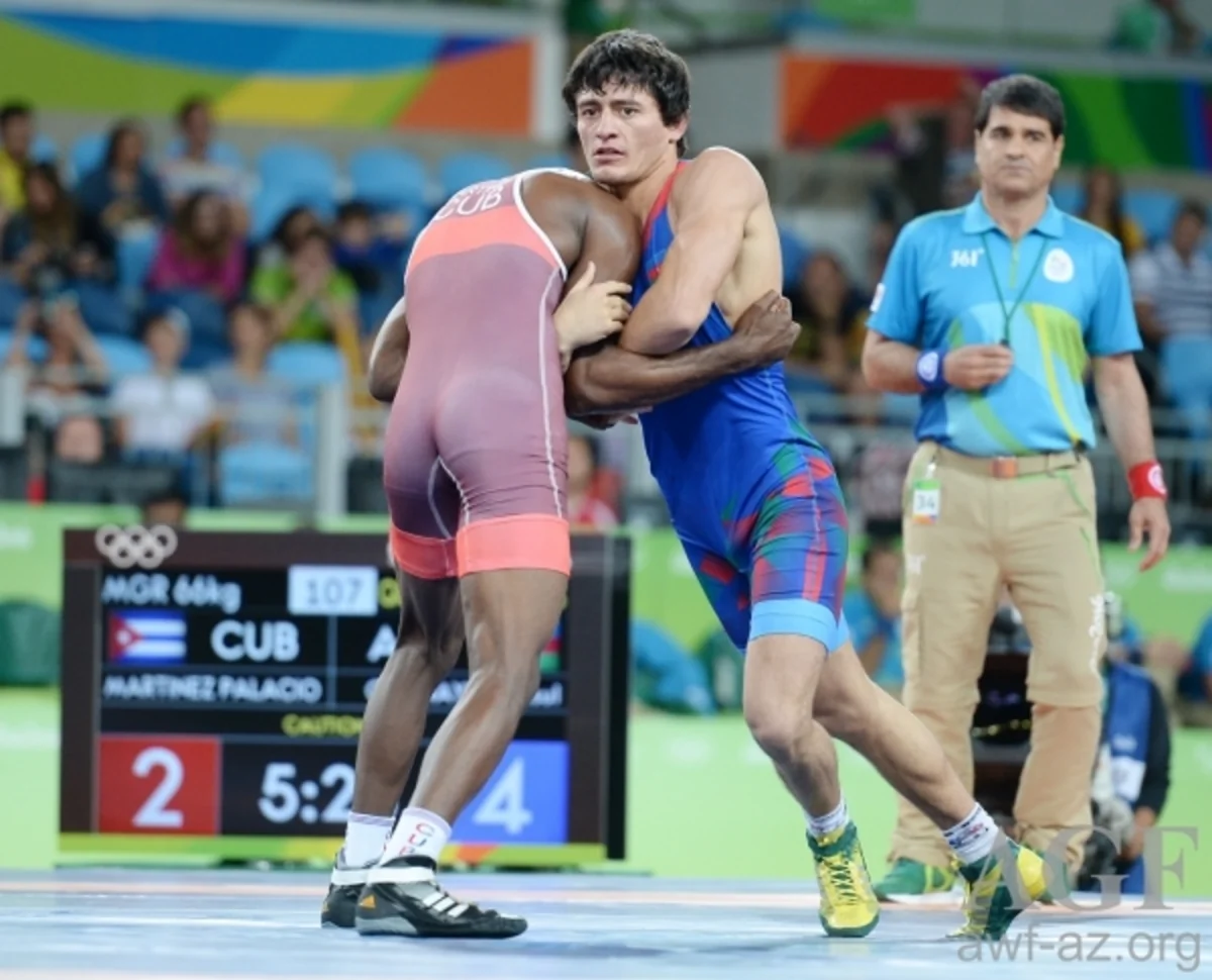 Rasul Chunayev wins a bronze medal of Rio 2016