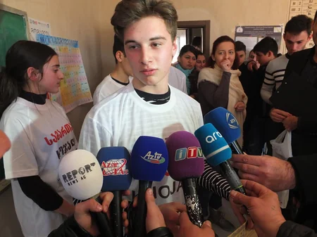 Xocalı faciəsi ilə əlaqədar gürcü məktəblilər arasında olimpiada keçirilib - FOTO