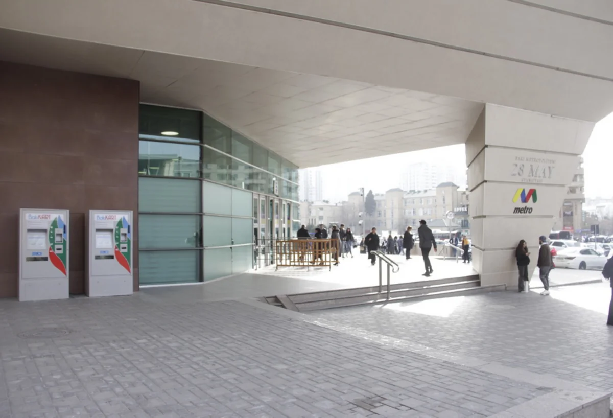 Bakı metrosunda əlavə yükləmə terminalları yerləşdirilib