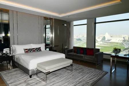 İlham Əliyev və Mehriban Əliyeva “The Ritz-Carlton Baku” hotelinin açılışında iştirak ediblər - YENİLƏNİB