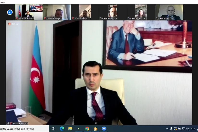 Dövlət Vergi Xidmətinin əməkdaşları beynəlxalq dəyirmi masada iştirak ediblər