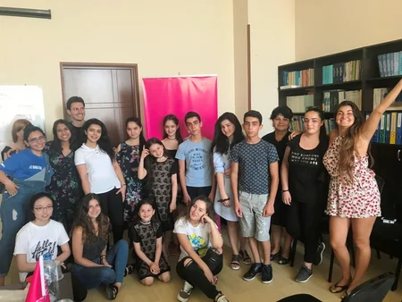 Реализована Программа для развития и расширения возможностей девочек-подростков и молодых девушек