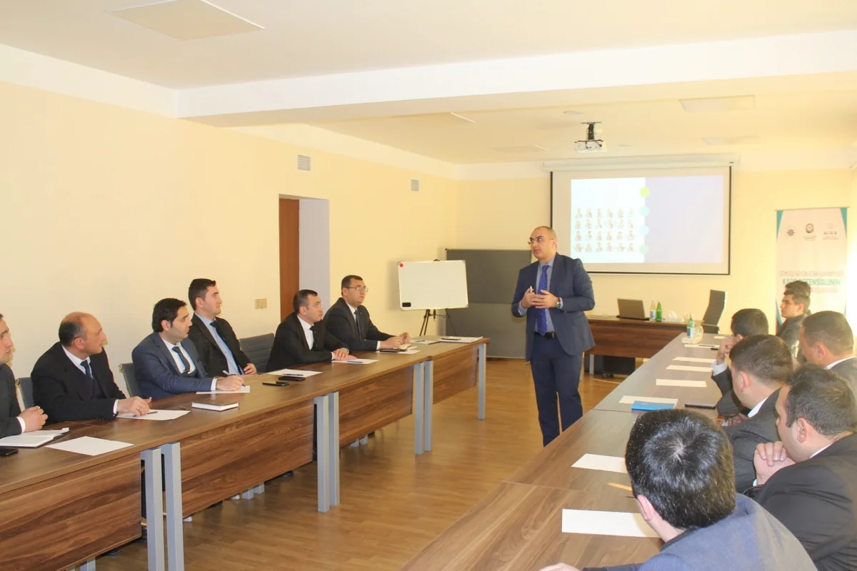 Göygöldə gənclərin kadr potensialının inkişafı ilə bağlı görüş keçirilib