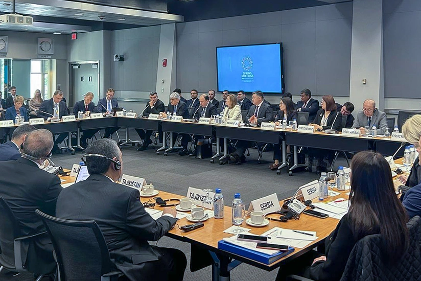 Taleh Kazımov Vaşinqtonda COP29-un dünya iqtisadiyyatının uzunmüddətli inkişafında əhəmiyyətini müzakirə edib