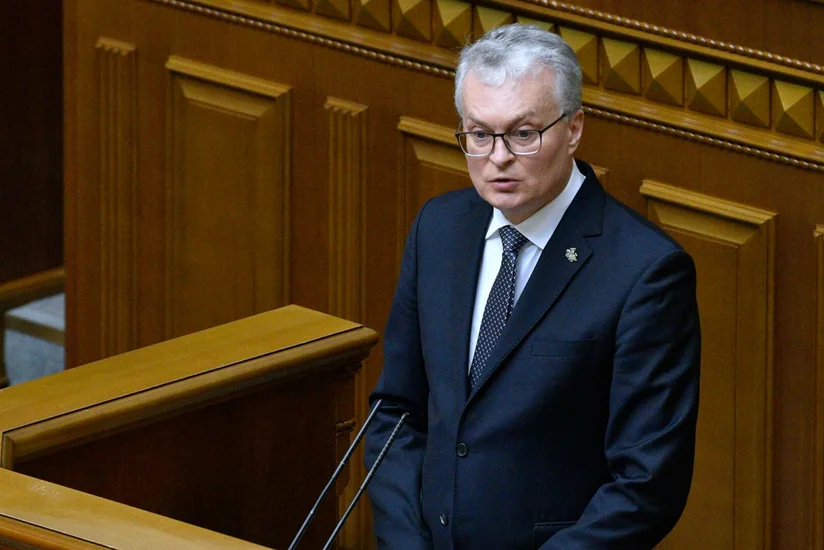 Президент Литвы подписал декрет о введении режима ЧП