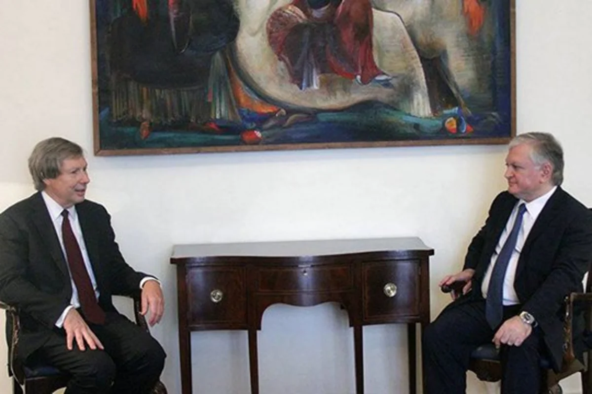 Amerikalı həmsədr Ermənistan XİN başçısı ilə görüşüb