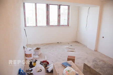 Binəqədidə yanan binada təmir işləri sentyabrda yekunlaşacaq - FOTO