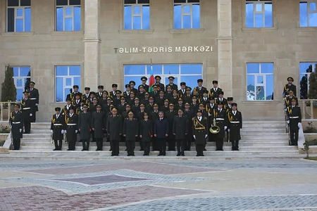 Əlahiddə Ümumqoşun Orduda zabit hazırlığı kursunu bitirən məzunlara sertifikatlar təqdim edilib - FOTO - VİDEO