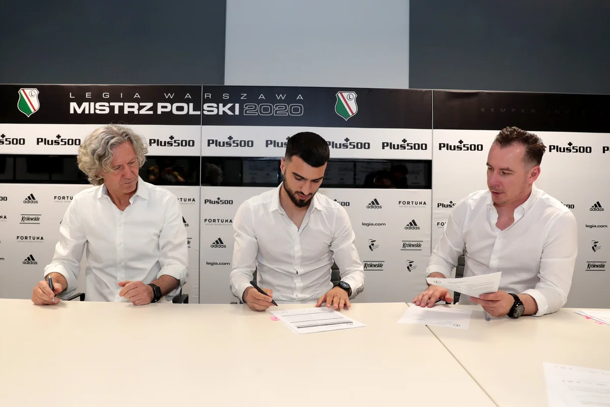 Эмрели подписал контракт с «Легией»