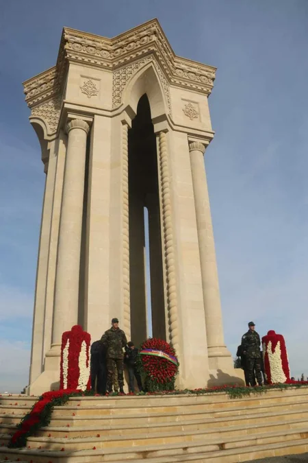 Gəncədə 20 Yanvar faciəsi şəhidlərinin xatirəsi anılıb