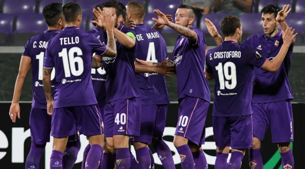Fiorentina klubu Bakıdan Qarabağ formaları da aparıb
