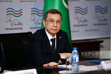 Bakıda Azərbaycanla Türkmənistan arasında çoxşaxəli əməkdaşlığa dair panel sessiya keçirilib