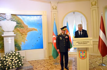 Azərbaycanla Latviya müdafiə sahəsində əməkdaşlıq sazişi imzalanıb