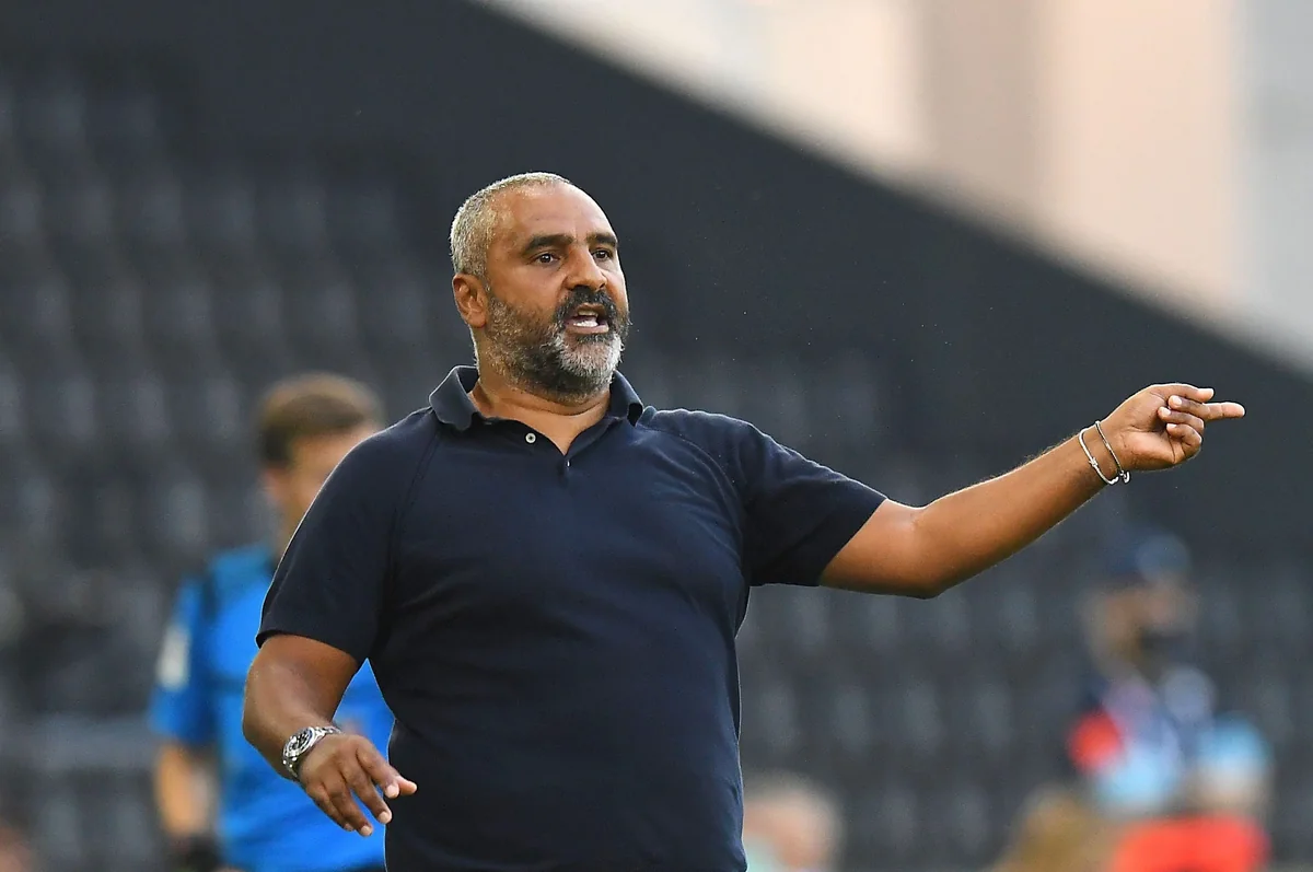 İtaliya klubunun baş məşqçisi istefa verdi