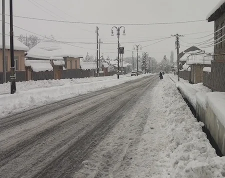 Şimal-Qərb bölgəsinə yağan qar bir sıra problemlər yaradıb - FOTO