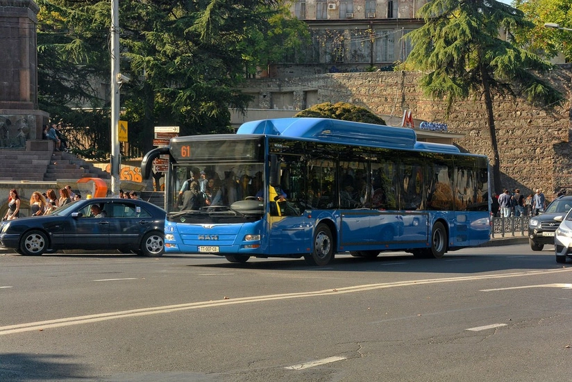 Tbilisidə sərnişin avtobuslarında pulsuz Wi-Fi olacaq
