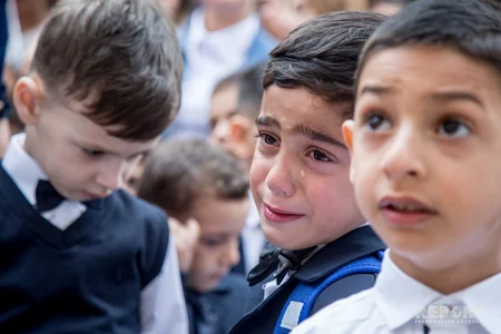 Bakıda dərsə gedən uşaqlar  - FOTOREPORTAJ - VİDEO