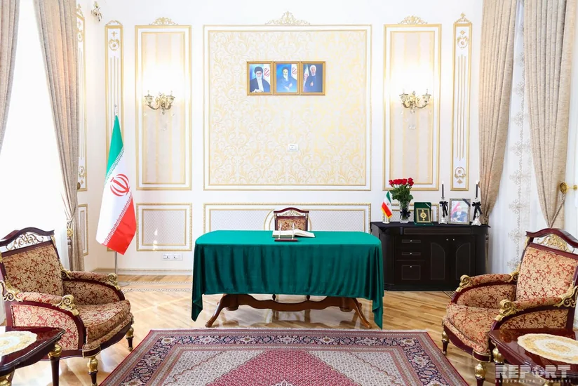 В посольстве Ирана в Баку открыта книга соболезнований в связи с кончиной экс-президента Рафсанджани