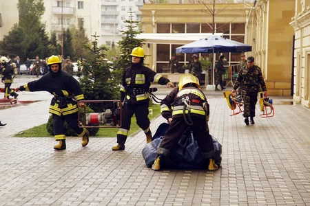 ​FHN Bakı Ali Neft Məktəbində təlim kursu keçirib - FOTO/VİDEO