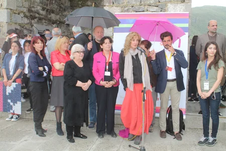 Azərbaycan xalçaları Gürcüstanda keçirilən festivalda nümayiş etdirilib - REPORTAJ
