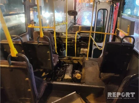 Bakıda iki avtobus toqquşub, yaralılar var - FOTO - VİDEO - YENİLƏNİB
