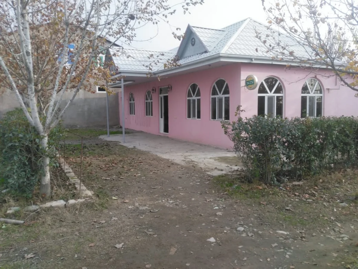 Ağsuda karantini pozan kafenin sahibi və müştəriləri cərimələnib