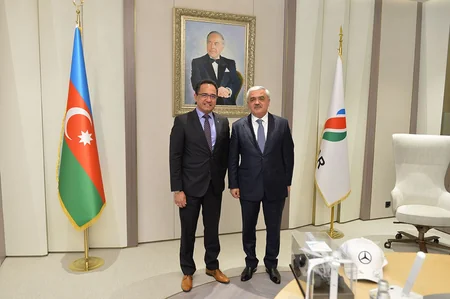 SOCAR и Petronas обсудили вопрос развития сотрудничества