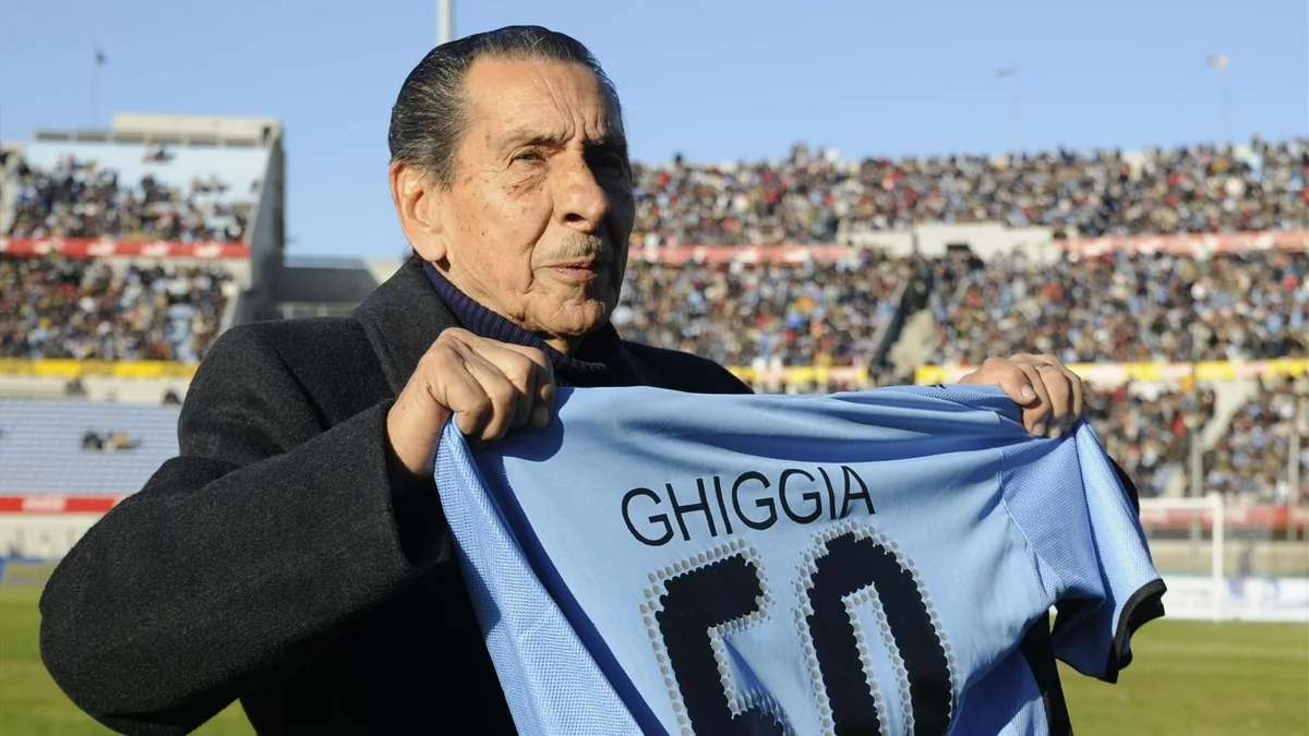 Legendary Uruguayan footballer dies