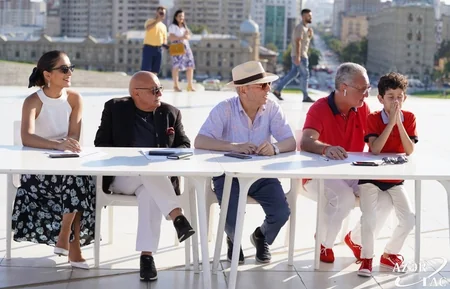 Azərbaycan Avtomobil Federasiyasının təşkilatçılığı ilə klassik avtomobillərin yürüşü və sərgisi keçirilib