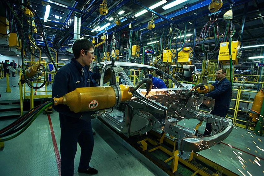 AvtoVAZ şirkətinin Azərbaycan bazarında gəlirləri kəskin azalıb