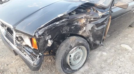 В Кюрдамире столкнулись два легковых автомобиля, три человека пострадали