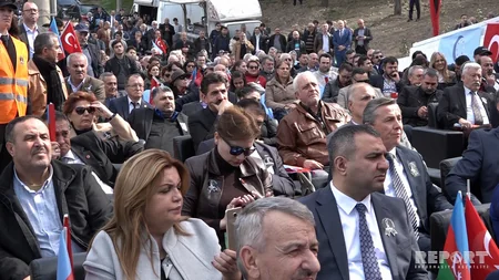 İzmirdə Xocalı faciəsinin qurbanları yad edilib - FOTO