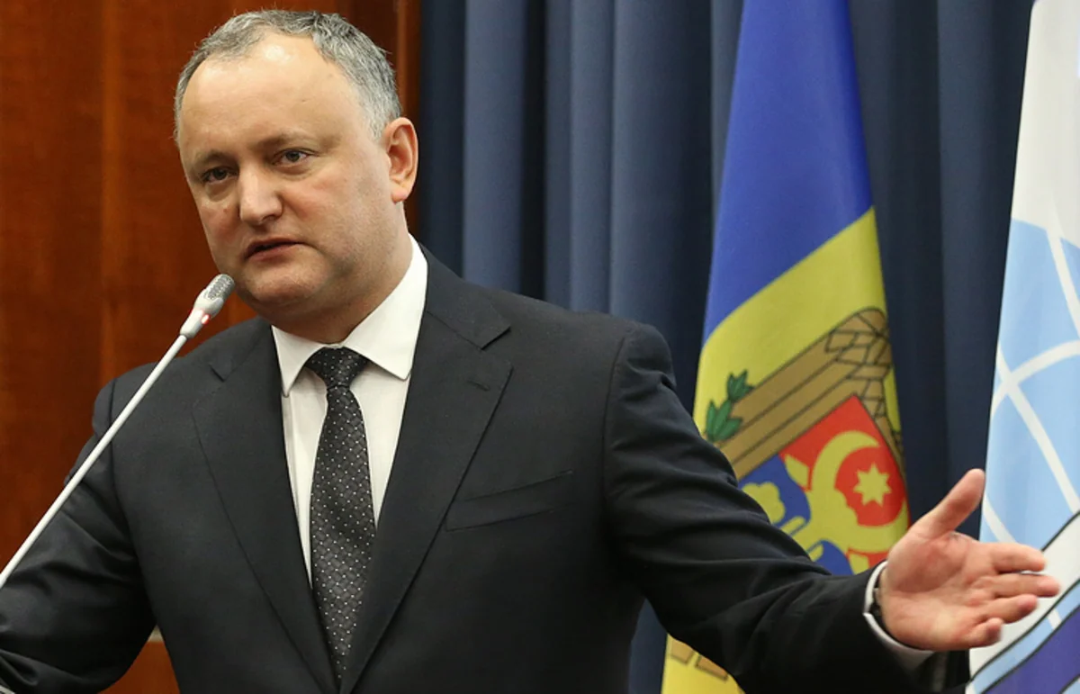 Президент Молдовы призвал правительство отказаться от открытия офиса НАТО