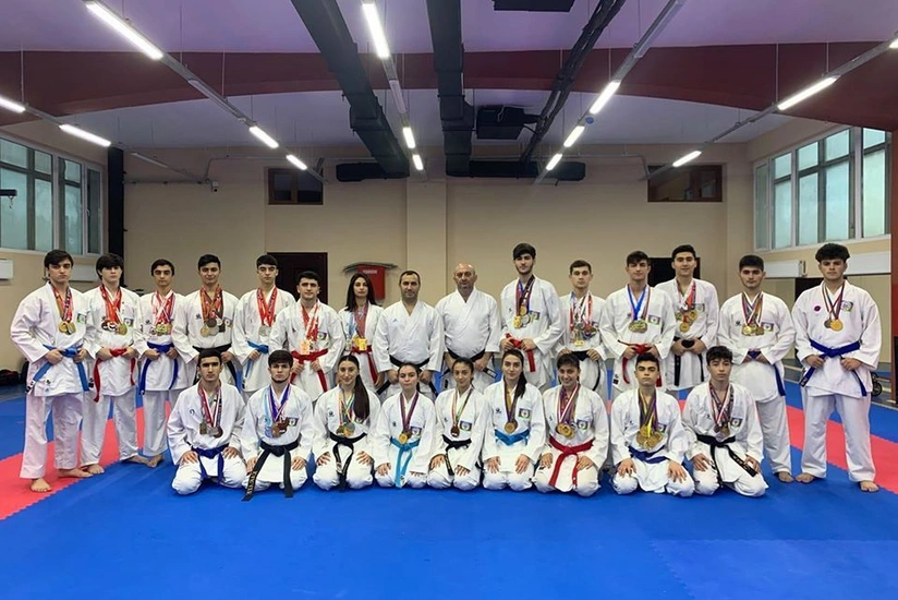Азербайджанские каратисты взяли 10 медалей на турнире Гран при