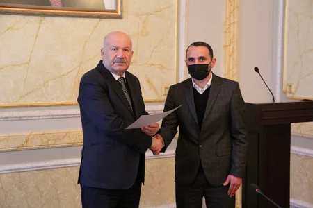 Dövlət qeydiyyatına alınan dini qurumların sayı 975-ə çatıb