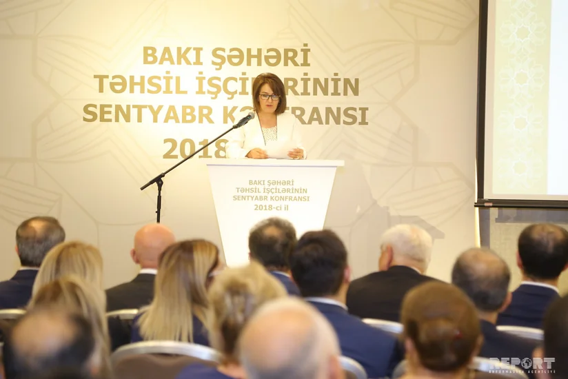 Məhəbbət Vəliyeva: Bakıda bəzi məktəblərin rus bölmələrinin siniflərində şagird sayı azlıq təşkil edir