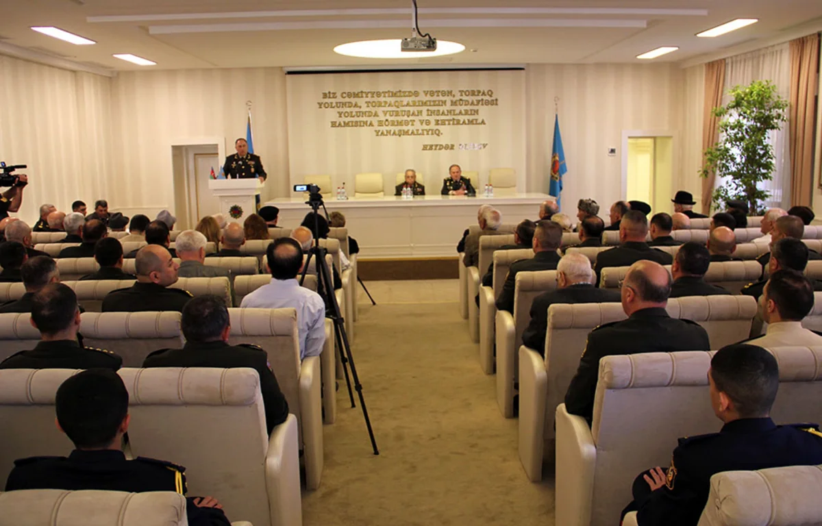Müdafiə nazirinin müavini II Dünya müharibəsi veteranları ilə görüşüb