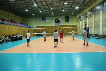 İdman jurnalistləri və Azəryol klubunun iştirakı ilə voleybol tədbiri keçirilib - FOTO