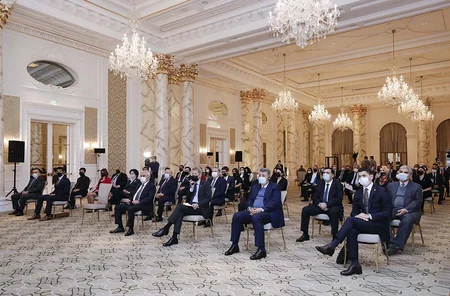 SOCAR to finance English language training for students of SABAH postgraduate groups