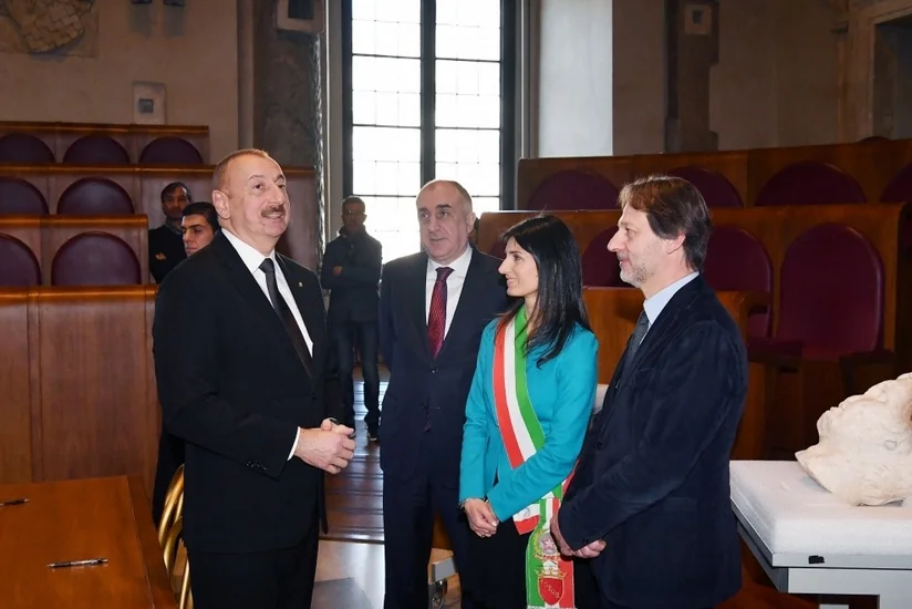 İlham Əliyev Romanın meri ilə görüşdü