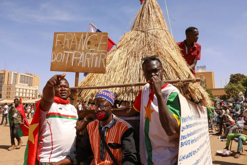 Fransa bir ay ərzində Burkina-Fasodan qoşunlarını çıxaracaq