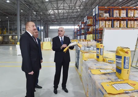 Prezident Sumqayıt Kimya Sənaye Parkında inşaat kimyəviləri zavodunun açılışında iştirak edib
