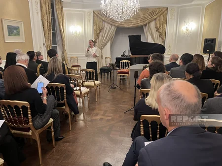 Parisdə Azərbaycanın Müstəqilliyinin Bərpası Günü münasibətilə konsert keçirilib
