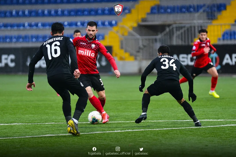 AFFA iki klubu avrokuboklara buraxmadı