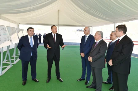 Prezident İlham Əliyev Xızı və Siyəzən rayonlarına səfər edib